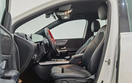 Mercedes-Benz B-Класс, 2023 год, 1 600 000 рублей, 6 фотография