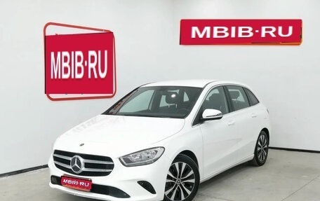 Mercedes-Benz B-Класс, 2023 год, 1 600 000 рублей, 1 фотография