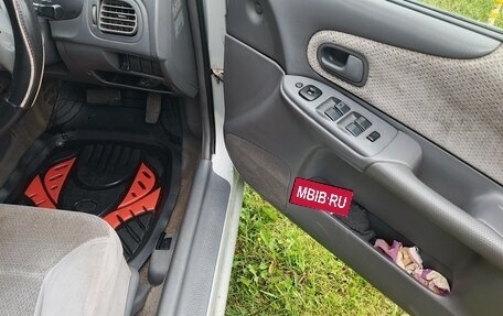 Mazda Familia, 1999 год, 130 000 рублей, 3 фотография