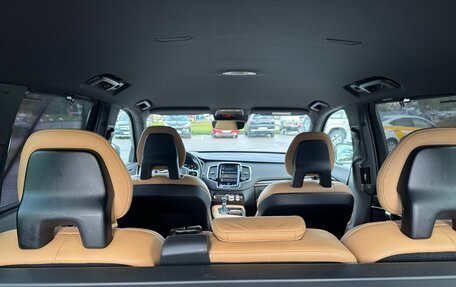 Volvo XC90 II рестайлинг, 2017 год, 3 400 000 рублей, 11 фотография