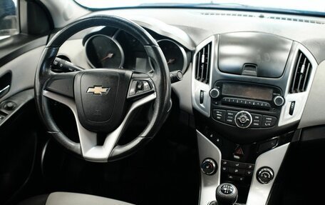 Chevrolet Cruze II, 2013 год, 811 000 рублей, 9 фотография