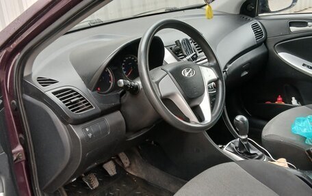 Hyundai Solaris II рестайлинг, 2011 год, 510 000 рублей, 3 фотография