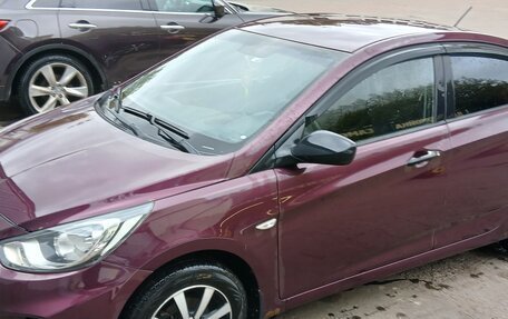 Hyundai Solaris II рестайлинг, 2011 год, 510 000 рублей, 2 фотография