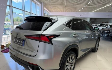 Lexus NX I, 2021 год, 2 500 000 рублей, 5 фотография