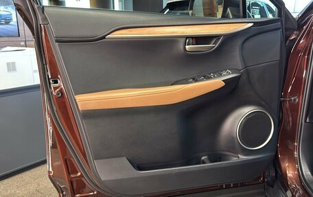 Lexus NX I, 2016 год, 2 836 000 рублей, 17 фотография