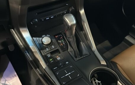 Lexus NX I, 2016 год, 2 836 000 рублей, 20 фотография