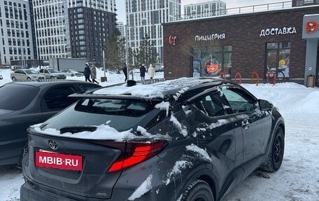 Toyota C-HR I рестайлинг, 2019 год, 12 фотография