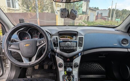 Chevrolet Cruze II, 2012 год, 950 000 рублей, 6 фотография