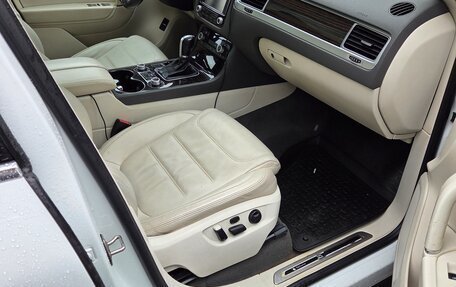 Volkswagen Touareg III, 2015 год, 3 000 000 рублей, 7 фотография