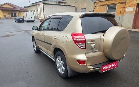 Toyota RAV4, 2010 год, 1 370 000 рублей, 4 фотография