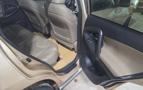 Toyota RAV4, 2010 год, 1 370 000 рублей, 10 фотография