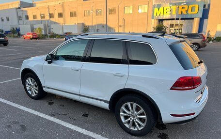 Volkswagen Touareg III, 2012 год, 1 900 000 рублей, 4 фотография