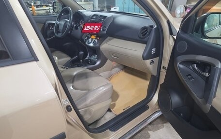 Toyota RAV4, 2010 год, 1 370 000 рублей, 9 фотография