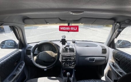 Hyundai Accent II, 2006 год, 200 000 рублей, 2 фотография