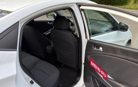 Hyundai Solaris II рестайлинг, 2015 год, 895 000 рублей, 15 фотография