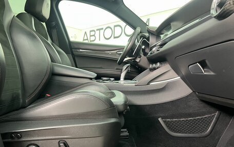 Alfa Romeo Stelvio, 2018 год, 4 300 000 рублей, 12 фотография