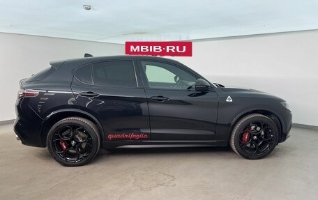Alfa Romeo Stelvio, 2018 год, 4 300 000 рублей, 6 фотография