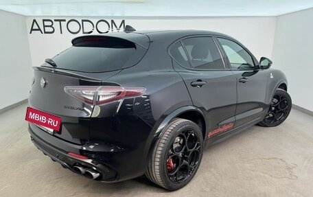 Alfa Romeo Stelvio, 2018 год, 4 300 000 рублей, 2 фотография