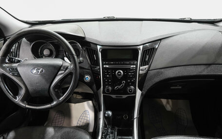 Hyundai Sonata VI, 2011 год, 1 199 000 рублей, 14 фотография