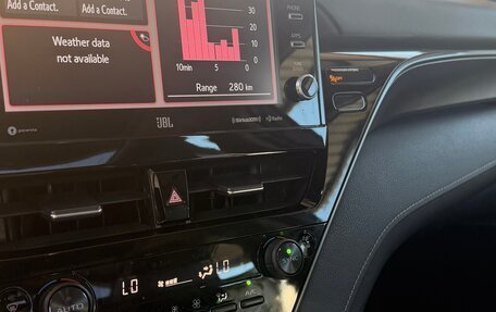 Toyota Camry, 2021 год, 3 250 000 рублей, 6 фотография