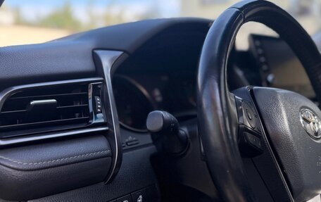 Toyota Camry, 2021 год, 3 250 000 рублей, 14 фотография
