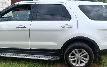 Ford Explorer VI, 2012 год, 1 300 000 рублей, 4 фотография