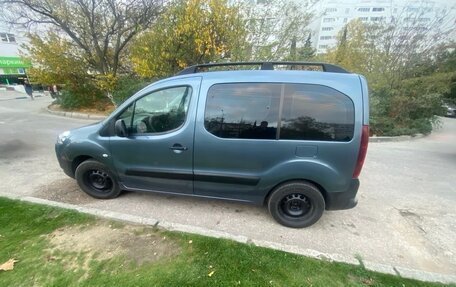 Peugeot Partner II рестайлинг 2, 2012 год, 800 000 рублей, 2 фотография