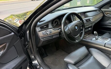 BMW 7 серия, 2010 год, 1 450 000 рублей, 24 фотография