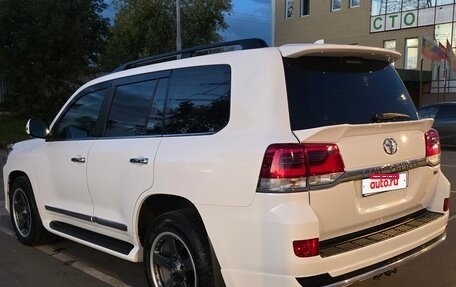 Toyota Land Cruiser 200, 2016 год, 5 900 000 рублей, 6 фотография