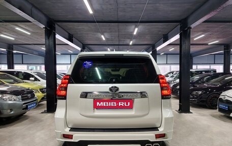 Toyota Land Cruiser Prado 150 рестайлинг 2, 2018 год, 5 695 000 рублей, 5 фотография