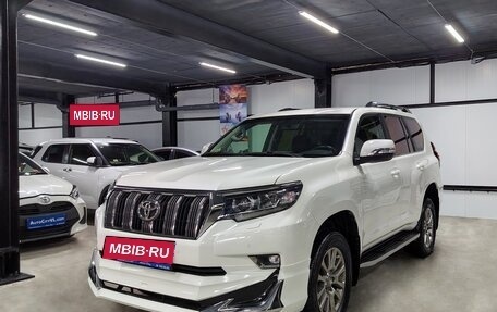 Toyota Land Cruiser Prado 150 рестайлинг 2, 2018 год, 5 695 000 рублей, 3 фотография
