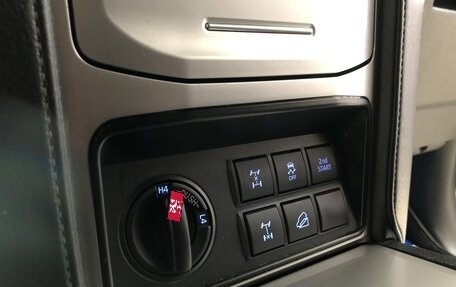 Toyota Land Cruiser Prado 150 рестайлинг 2, 2018 год, 5 695 000 рублей, 23 фотография