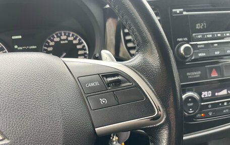 Mitsubishi Outlander III рестайлинг 3, 2014 год, 1 099 000 рублей, 11 фотография