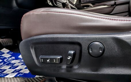 Lexus RX IV рестайлинг, 2019 год, 4 195 000 рублей, 18 фотография
