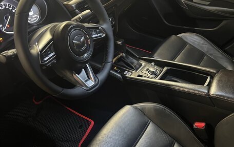 Mazda 6, 2017 год, 1 800 000 рублей, 19 фотография