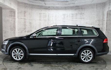 Volkswagen Passat B7, 2013 год, 1 374 000 рублей, 5 фотография