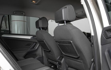 Volkswagen Tiguan II, 2019 год, 2 253 700 рублей, 8 фотография