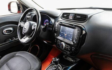 KIA Soul II рестайлинг, 2016 год, 1 398 000 рублей, 12 фотография