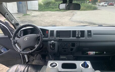 Toyota HiAce H200, 2008 год, 1 800 000 рублей, 8 фотография