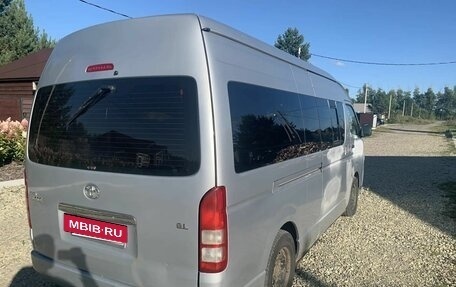 Toyota HiAce H200, 2008 год, 1 800 000 рублей, 11 фотография