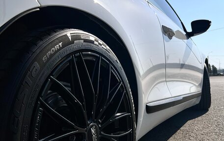 Volkswagen Scirocco III рестайлинг, 2013 год, 1 390 000 рублей, 4 фотография