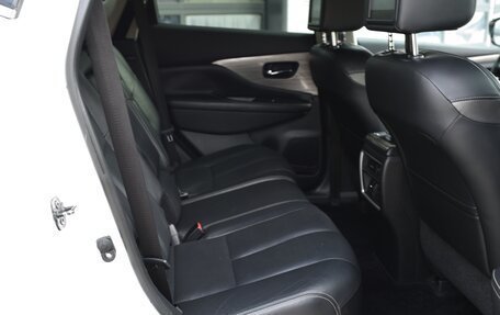 Nissan Murano, 2017 год, 2 700 000 рублей, 13 фотография