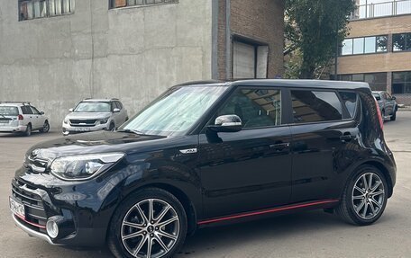 KIA Soul II рестайлинг, 2017 год, 1 300 000 рублей, 3 фотография
