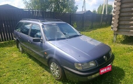 Volkswagen Passat B4, 1993 год, 290 000 рублей, 7 фотография