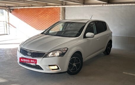 KIA cee'd I рестайлинг, 2011 год, 749 999 рублей, 10 фотография