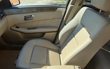 Mercedes-Benz E-Класс, 2011 год, 1 390 000 рублей, 16 фотография