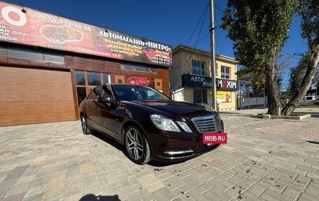 Mercedes-Benz E-Класс, 2011 год, 1 390 000 рублей, 2 фотография
