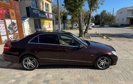 Mercedes-Benz E-Класс, 2011 год, 1 390 000 рублей, 5 фотография