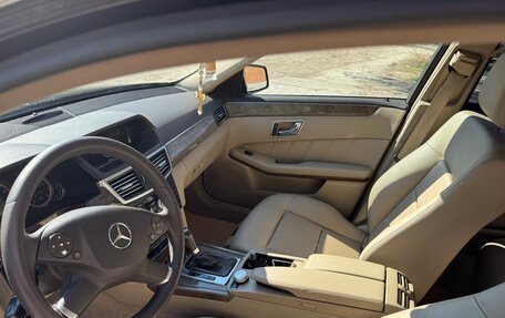 Mercedes-Benz E-Класс, 2011 год, 1 390 000 рублей, 14 фотография