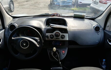 Renault Kangoo II рестайлинг, 2012 год, 700 000 рублей, 7 фотография